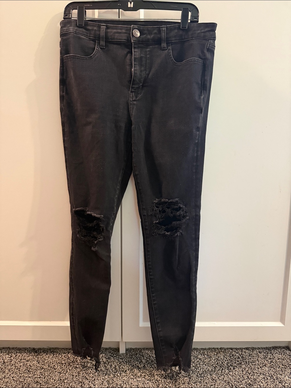 American Eagle Black Distressed Skinny Jeans Size 12 Long